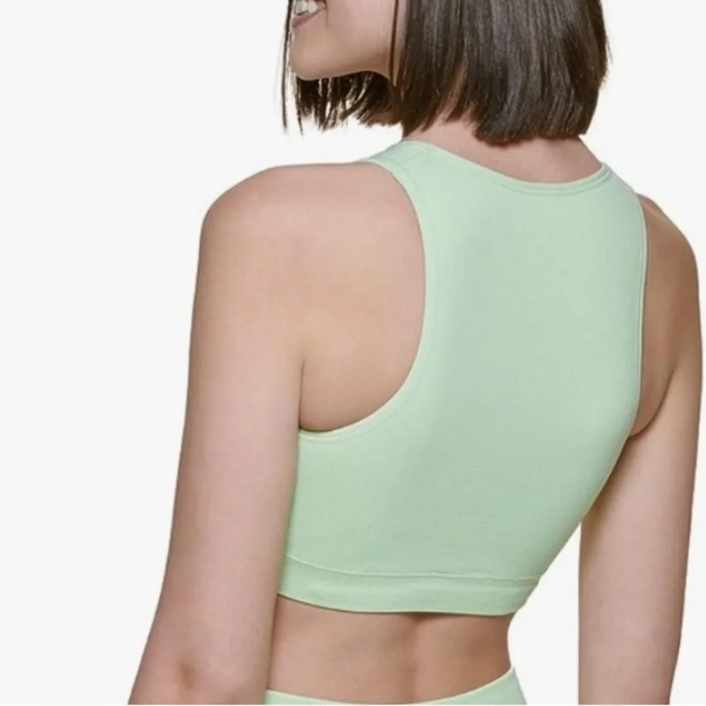 Calvin Klein Women's Ribbed Sports Bra, athletic bra